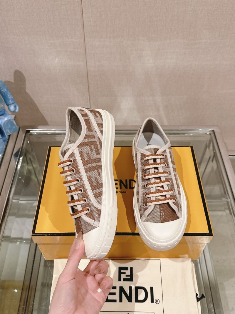 Fendi Low Shoes